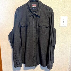 Wrangler- Premium Quality- Men’s Denim Button Down Dress Shirt, Size XL